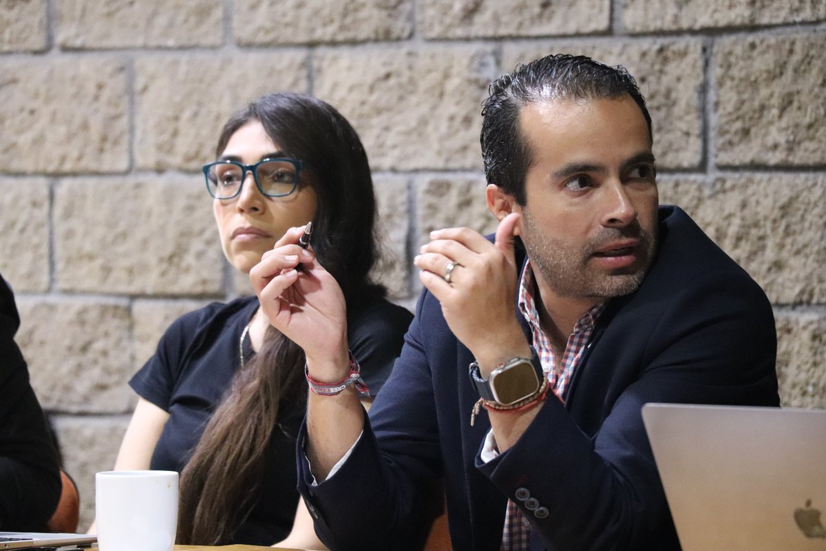 Implan_Leon's tweet photo. Realizamos sesiones de trabajo con las comisiones del Consejo Rector León 450 🦁  "Visión y Cartera de Proyectos" y "Participación e Identidad" de las que se generarán propuestas con visión de futuro para construir un mejor León para todas y todos. https://t.co/9NK9h5tNT3