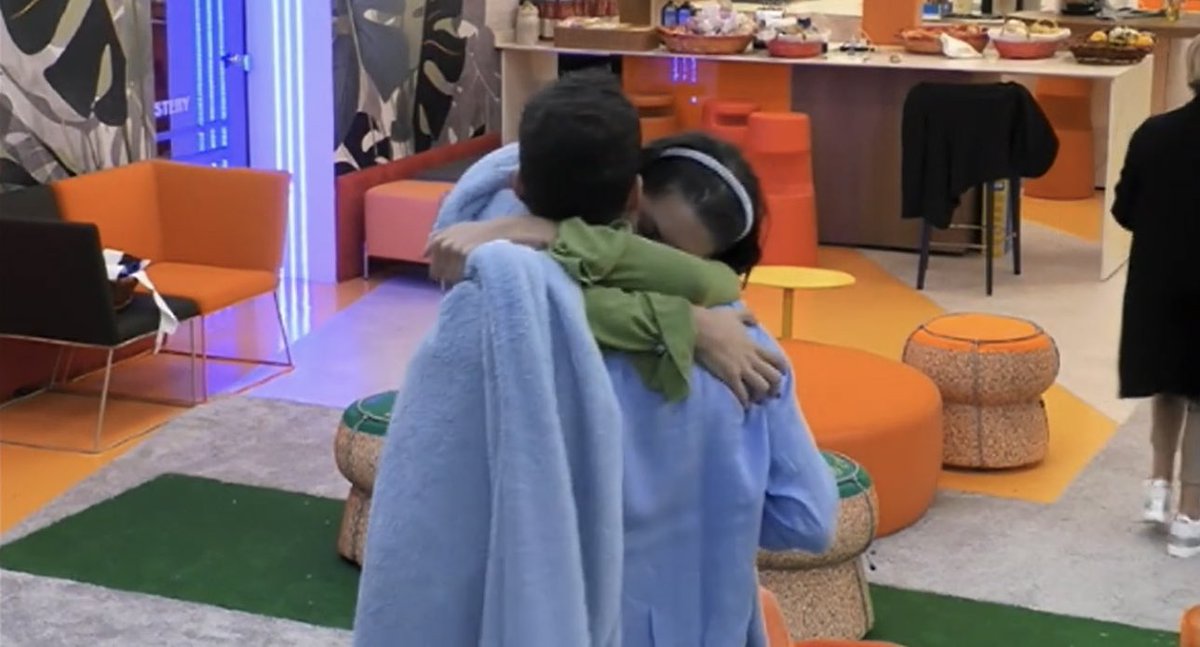 marti29_'s tweet photo. Erano i primi di Ottobre e loro si amavano già, senza saperlo.
Si sono scelti dal primo giorno, appartenendosi inconsapevolmente.
❤️
#DONNALISI #GFvip https://t.co/cOioFYAHiH