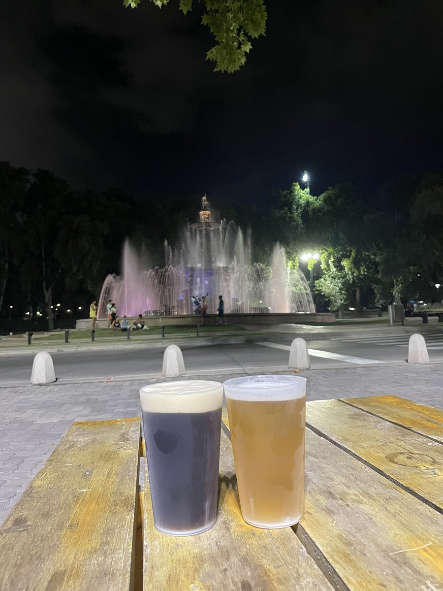 ArtuGrande's tweet image. Anda a buscarla al ángulo Fontana Di Trevi 🍻 #Mendoza #MiPais 🍷🏔️🇦🇷