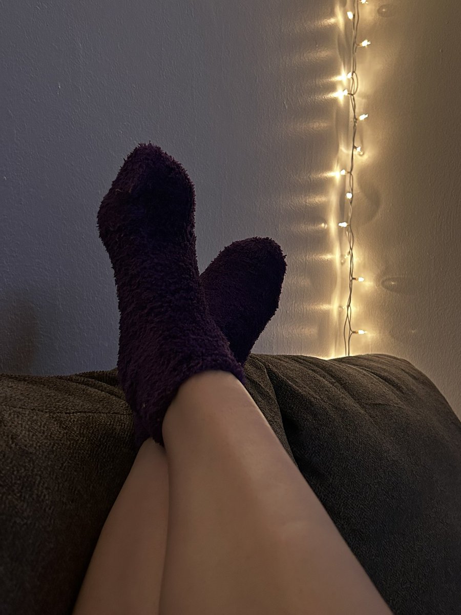 happy_feet378 tweet media