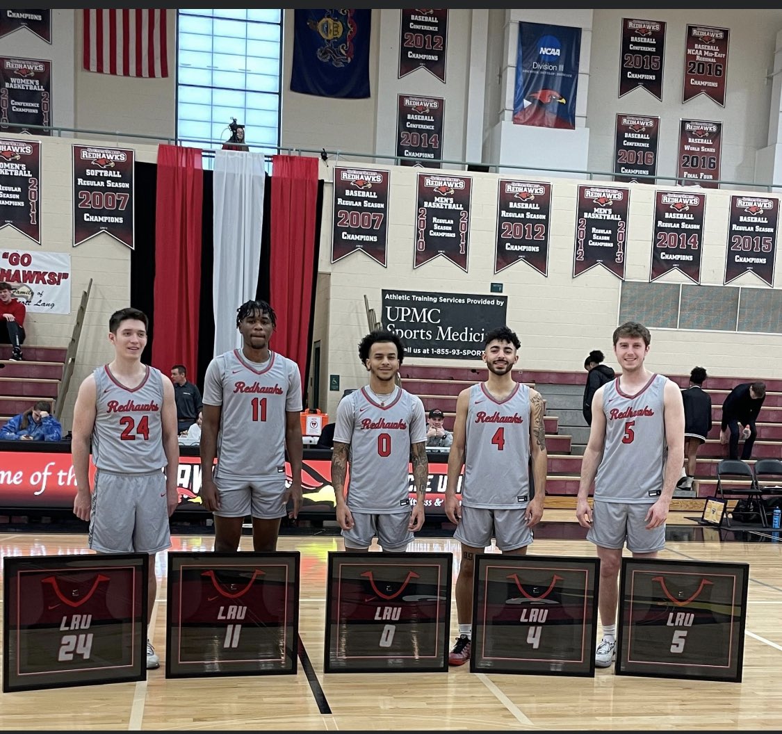 CoachCarLRC's tweet photo. Thank you to my seniors.  Going out Champs!!  Thanks for trusting in me as your head coach and for the countless hours you poured into our program.  I love you guys!!! @DDarrell3 @JPipilo @d_ross4 @6_Loading @elch_2 https://t.co/ndYaJ3Mwkd