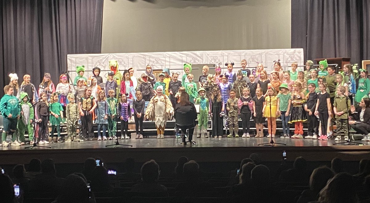 Blair Oaks Elementary has talent! The first and second graders did a great job at their music programs!