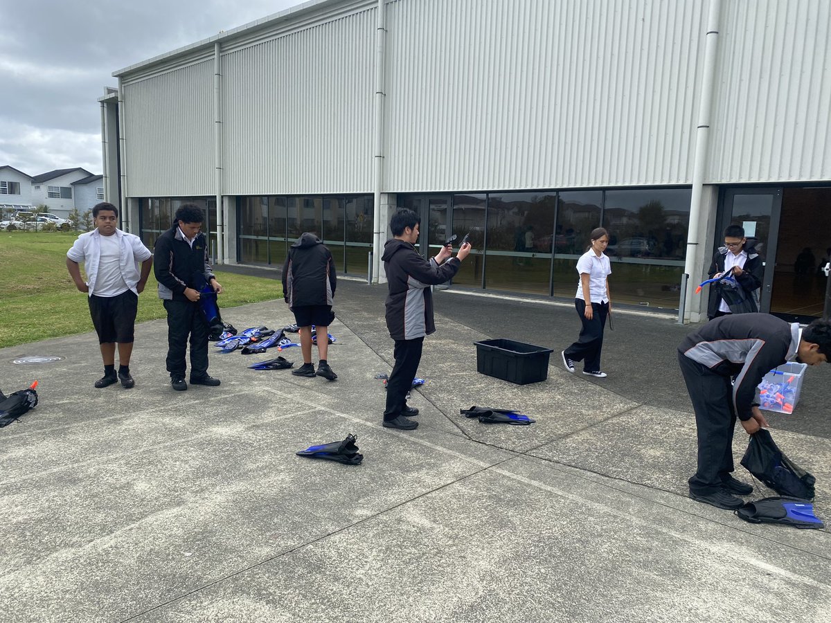 Brendan_Austin's tweet photo. Ormiston’s first outdoor education class! Beyond just the theory of snorkelling. Students checking and storing gear after our trips as part of safety checks https://t.co/yPh63I5C4m