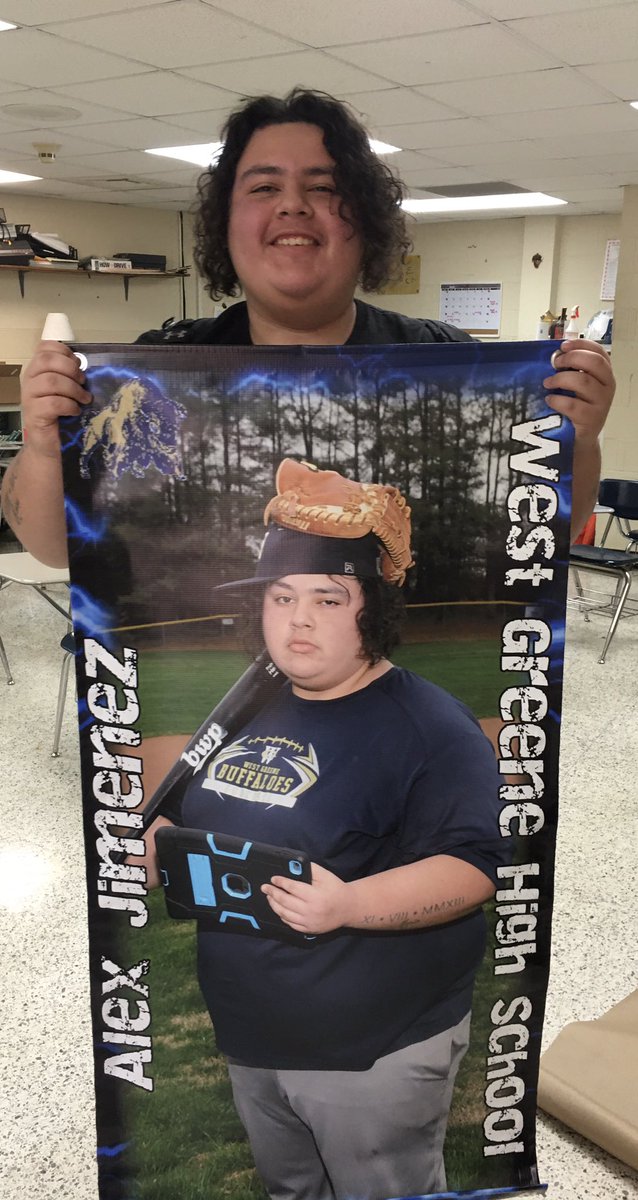 Best baseball manager in the state and it ain’t even close. iPad and rally cap for the senior banner…Epic.
#GoBuffs