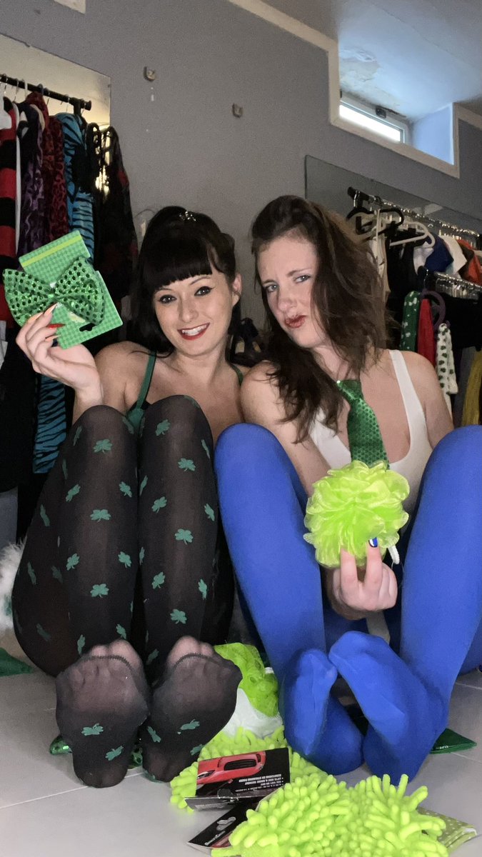 Pantyhose Toe Lover on Twitter "RT lilmizzunique So much fun