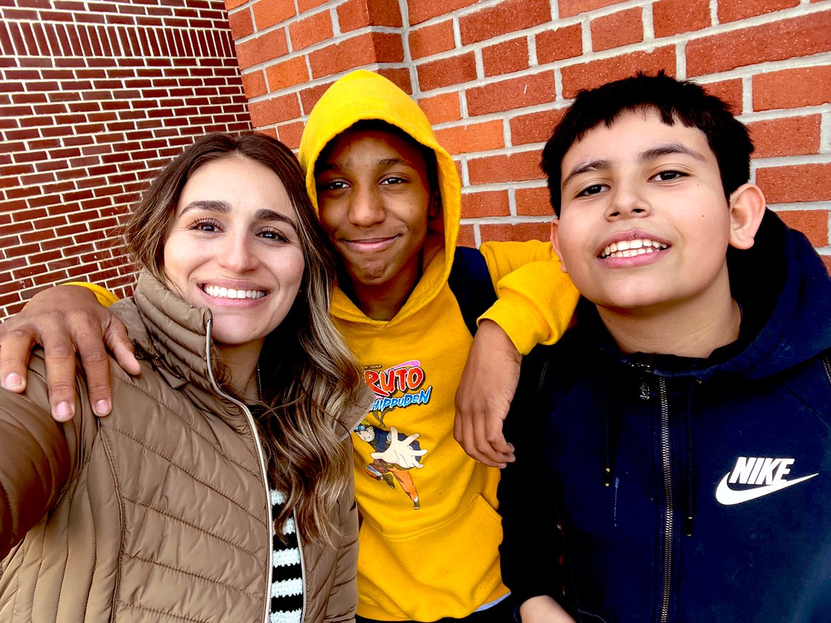 Eight months since they graduated 5th grade and they’re already bigger than me! 🥺💛 #forevermybabies <a href="/SoehlLPS/">Joseph E. Soehl Middle School</a>