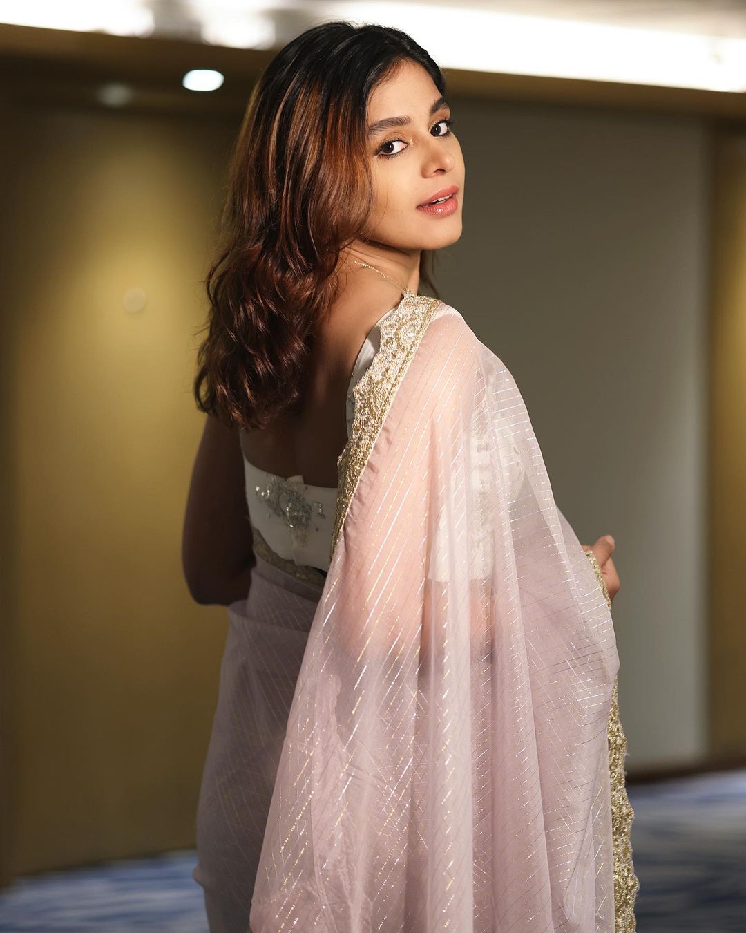 Fq0sqejXoAIP32k?format=jpg&name=large