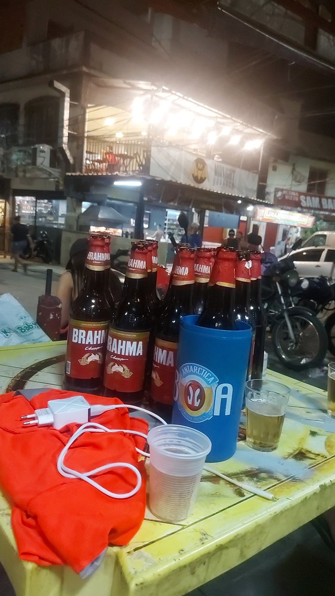 tremdafactor125's tweet photo. Ta acontecendo rss ... 🍻🍻 https://t.co/b0q8WYHOU7
