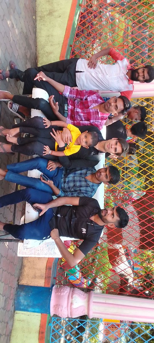 starlod (@vakilbind9) on Twitter photo 