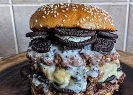 Arlantacious's tweet image. Bro, this new MrBeast burger goes crazyy🔥