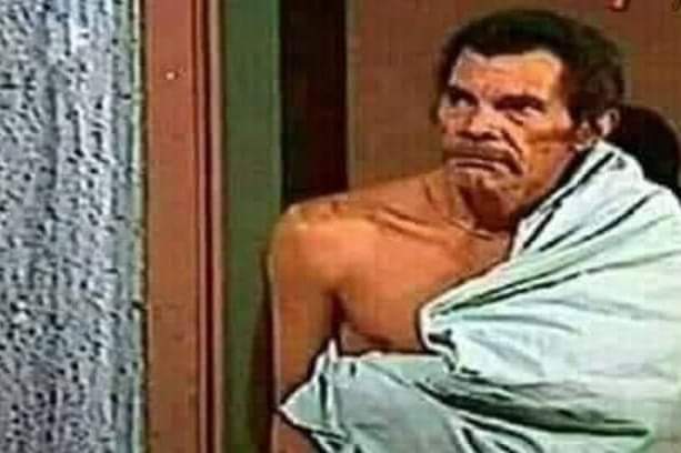 Nenê no banco vendo os batedores do Vasco perderem pênalti: