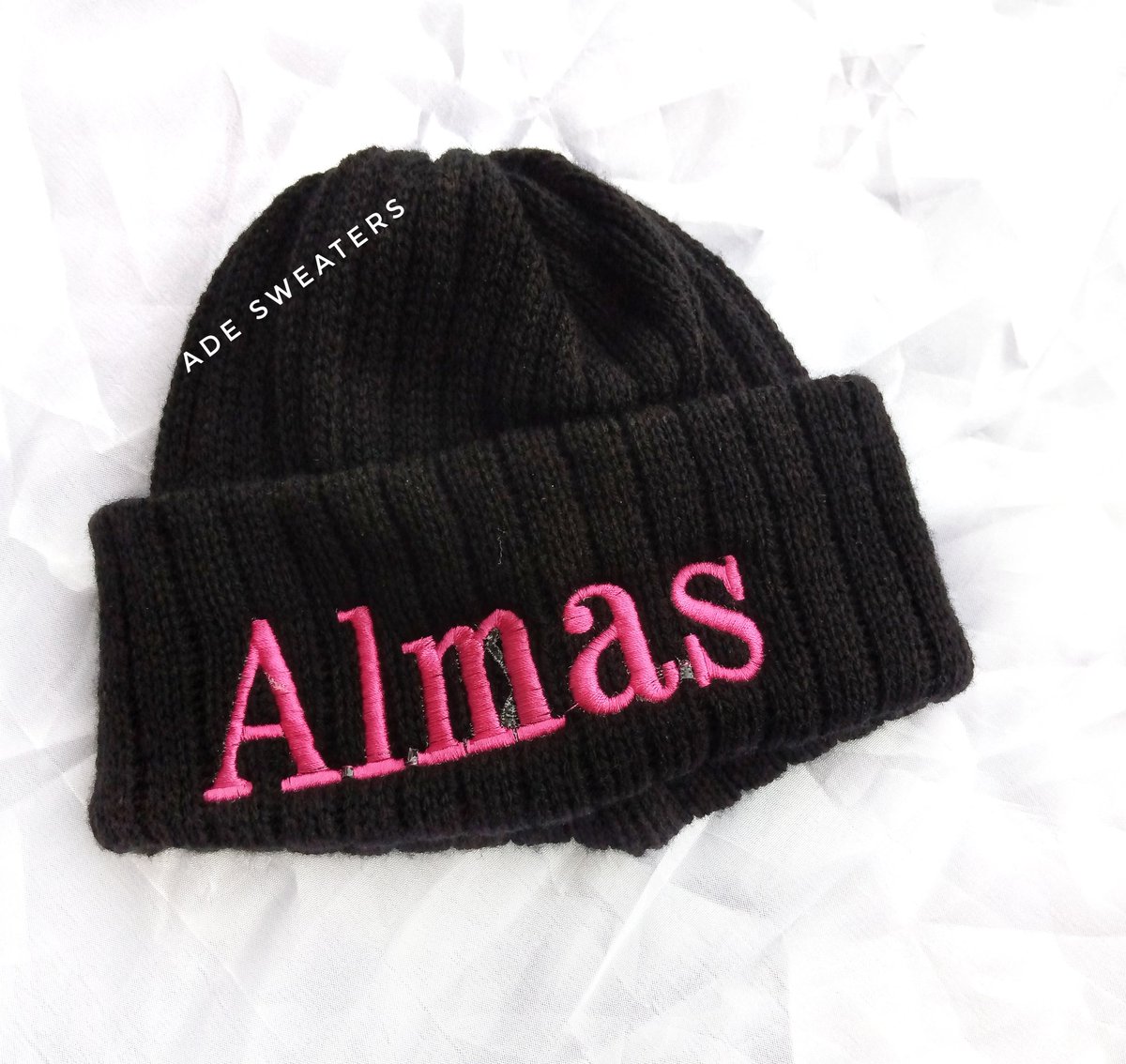 ade_sweaters's tweet photo. Shop quality headwarmer from @ade_sweaters

Wholesale deal is available 👌🤗

DM/ Call/ Whatsapp 08133545059

A perfect cap 

📌 For Photoshoots
📌  As gift for someone travelling out of the country
📌 Gift to your loved ones (niece, nephew, children) https://t.co/gtRFEASkxR