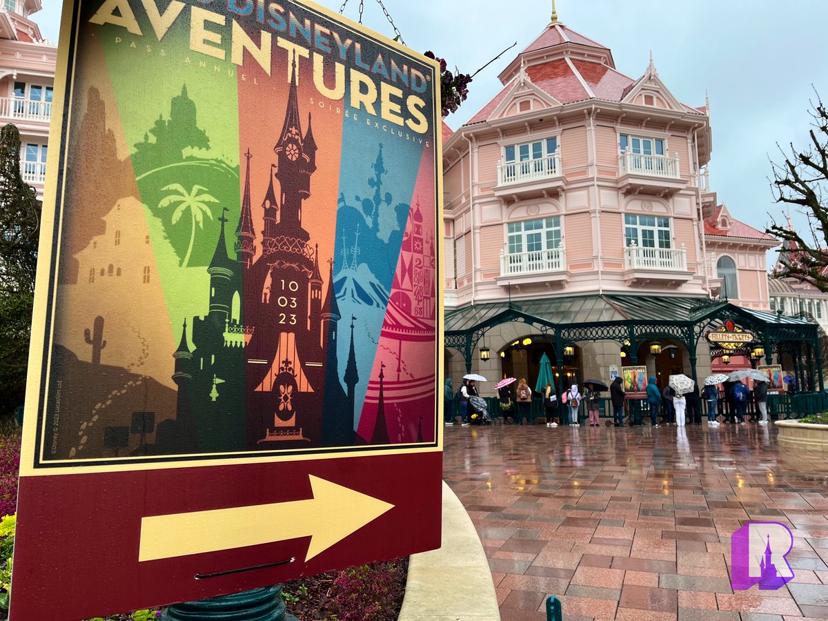 DLPReport's tweet photo. 🗺️ Good morning, it’s AP Party Day! If you’re attending, you can already pick up your wristband at ticketing outside Disneyland Park, and enjoy your day in the Parks without having to exit again: https://t.co/HcqIZpniwM