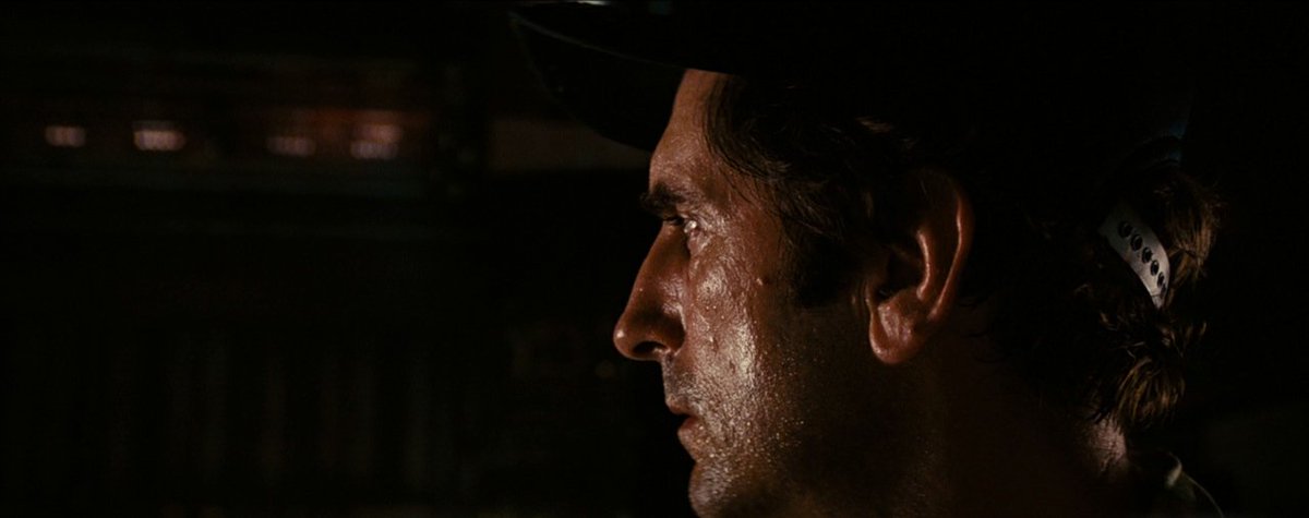 nxpectedfr's tweet photo. Alien - Ridley Scott https://t.co/l4DjL5DQdp