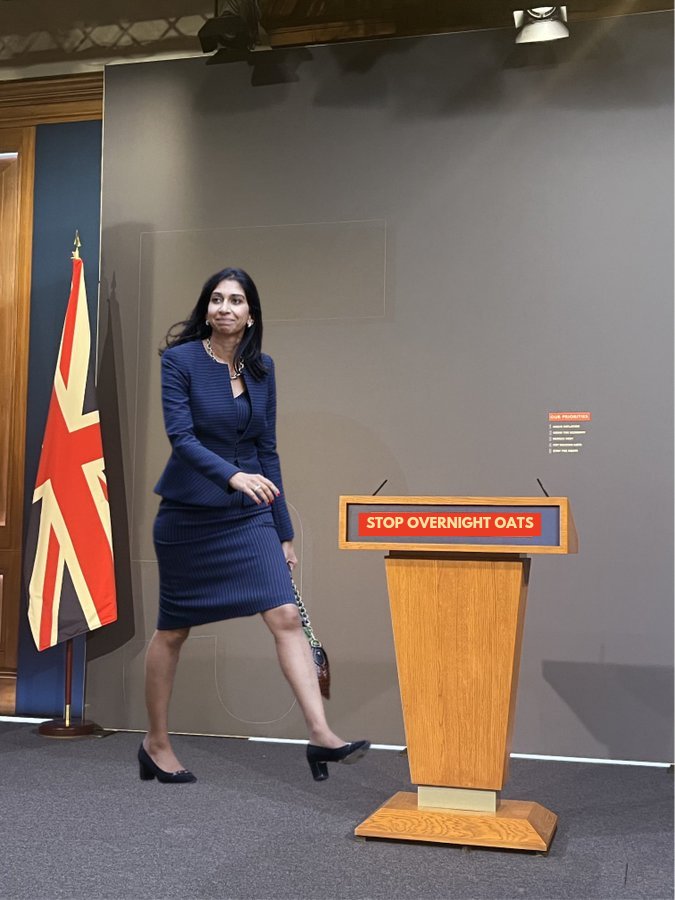 🧵Just wanted to do a thread of my favourite Conservative lecterns over the last few years and their 3 word slogans.

At number 1 is Suella Braveman with her campaign to hit lefty lawyers where it hurts by banning overnight oats.
