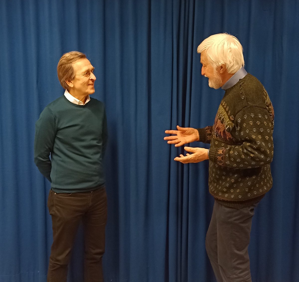 Podcastin "Kommunikaation kompastuskiviä" toinen tuotantokausi lähti käytiin kuumilla teemoilla:  #propaganda ja sotarikokset. Vieraana tietysti huippuasiantuntijat Mats Bergman ja Martti Koskenniemi. open.spotify.com/show/2KcelTmaw…