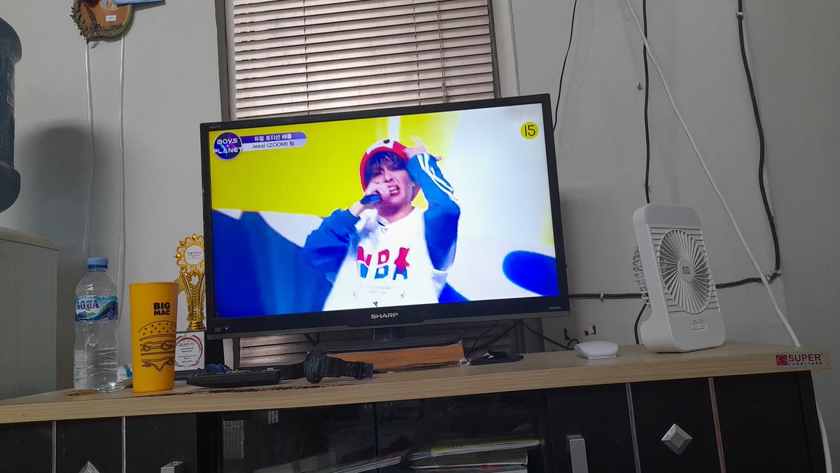 Hazam on Twitter "Udah berapa kali nonton zoom? Ya."