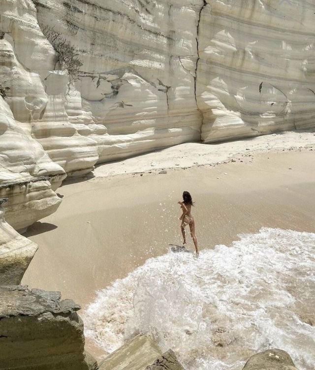 blos0mm's tweet photo. Beach life soon https://t.co/MSASMkwrSv