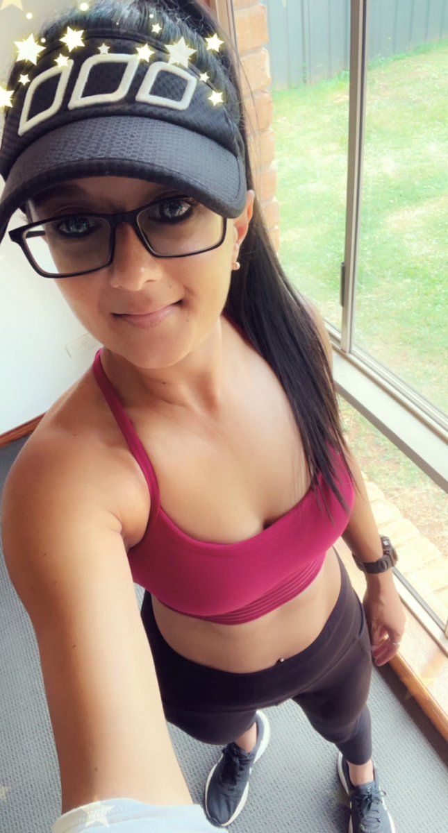 Ness56649185's tweet photo. Slowly getting my abs backโฆ.Day 23โฆ. 4 weeks of training and Iโve got 7 more days to go ๐ช #thenx https://t.co/Cls7lOK9zO