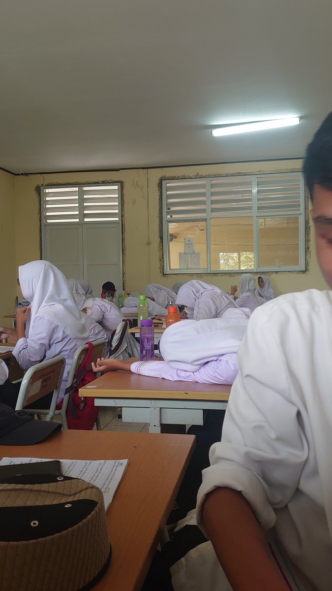 Yutot Anak Baik tweet media