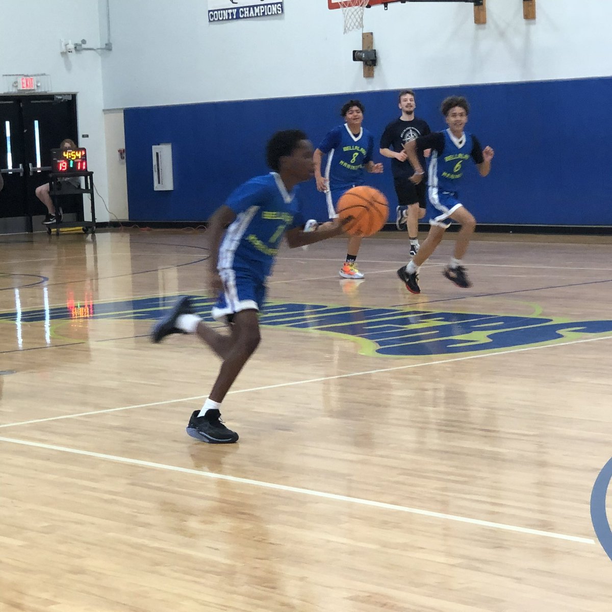 Our March PBIS Event is by far one of the favorites 🤗 Our MS worked very hard to not have any referrals and to be on time to class‼️ These students had the opportunity to attend a teachers Vs students basketball game 🏀💙🏀💙 <a href="/Osceolaschools/">Osceola Schools</a> #SDOCGoodtoGreat