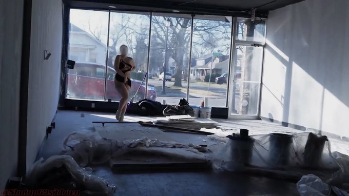 Guess what happened next 😏🍌 It&rsquo;s the first one that&rsquo;s so spicy you have to go to the ~second~ link in<a href="/tag/model"class="tags"><span>#model</span></a><a href="/tag/linkinbio"class="tags"><span>#linkinbio</span></a><a href="/tag/manyvids"class="tags"><span>#manyvids</span></a><a href="/tag/risky"class="tags"><span>#risky</span></a><a href="/tag/onlyfans"class="tags"><span>#onlyfans</span></a><a href="/tag/publicfreaks"class="tags"><span>#publicfreaks</span></a>