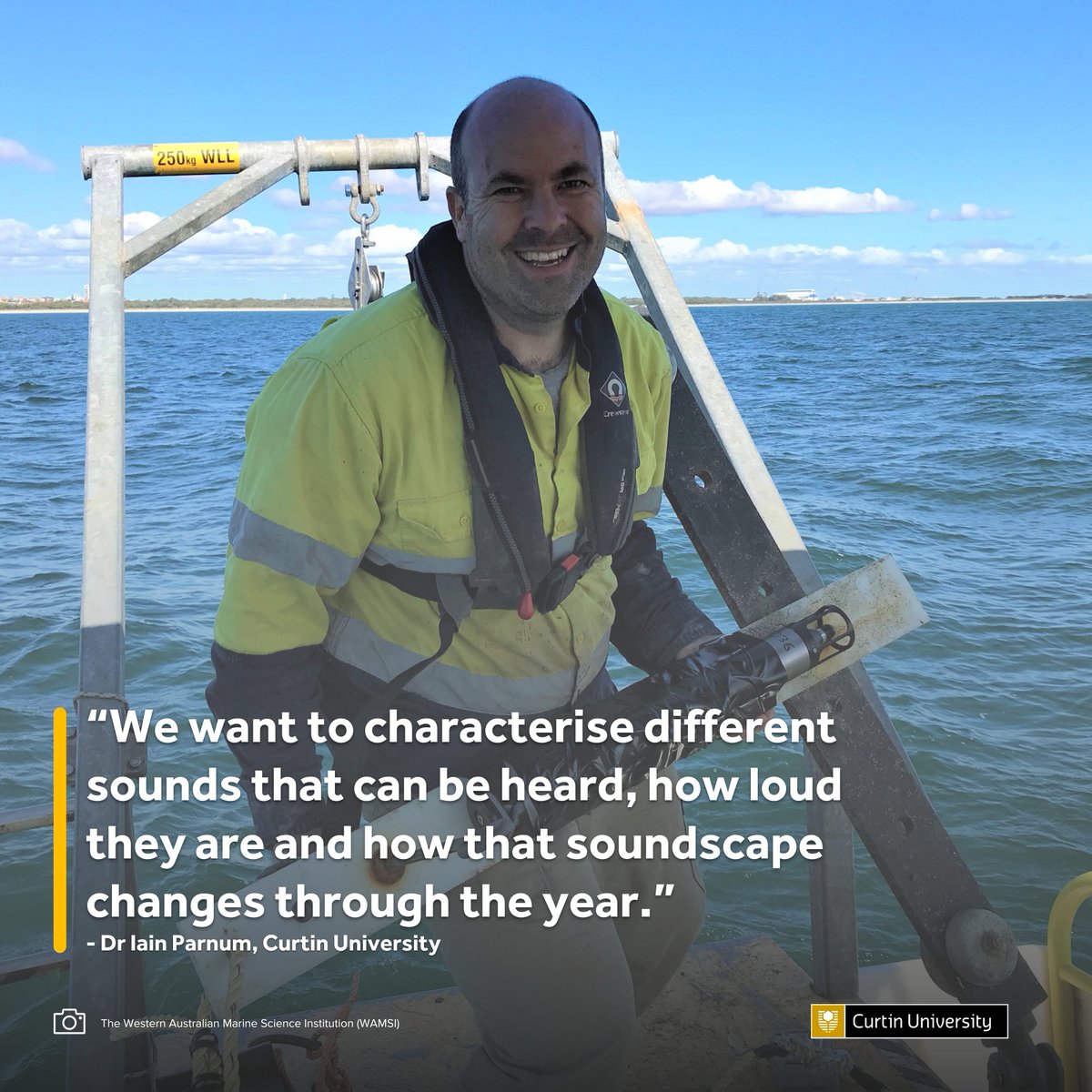 CurtinMedia's tweet photo. @CurtinUni and @WAMSInews researcher Dr @IParnum has been listening to the #underwater #soundscape and hearing everything from tiny snappy shrimp to dolphins chatting away. 🌊🐬
Find out more: https://t.co/zIuQF16RIf
#CurtinUniversity #CurtinResearch #WAMSI #Marinelife https://t.co/HWNmAOaxrH