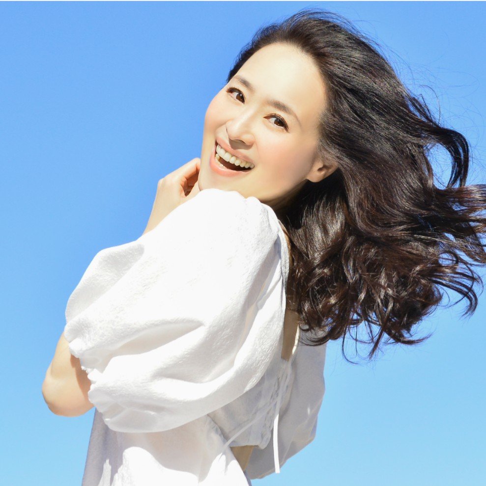 Happy birthday to the Eternal Idol, Seiko Matsuda! 