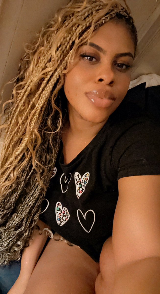 missdeyonce's tweet photo. This blue bird app…been a min! What have I been missin? https://t.co/42R8vXAHok