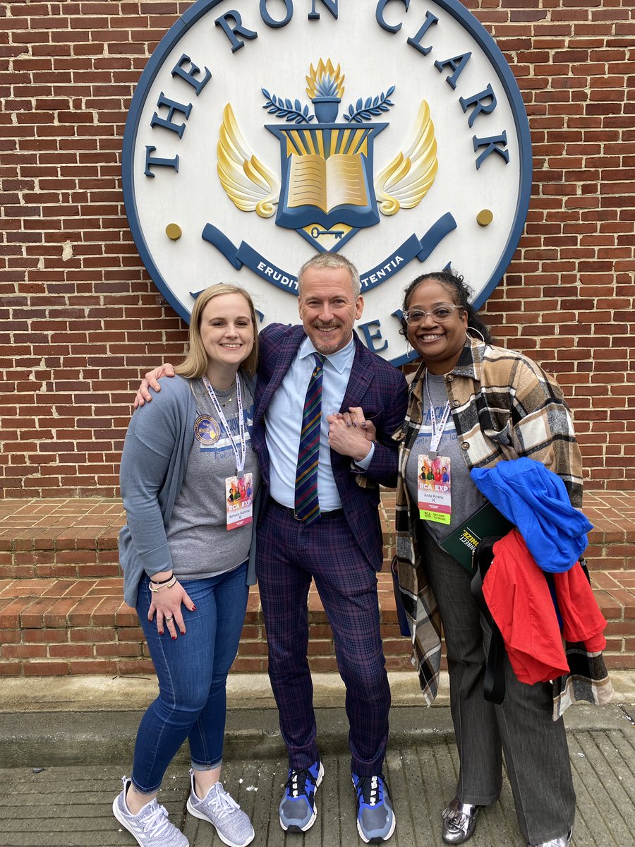 MNES_Roane's tweet photo. Today was amazing! My 2nd time attending and it did not disappoint. I can’t wait for day 2 tomorrow! #RCAInspired #RCAEXP #TeamLCPS #EpicMNES https://t.co/LD5NTlXkEF
