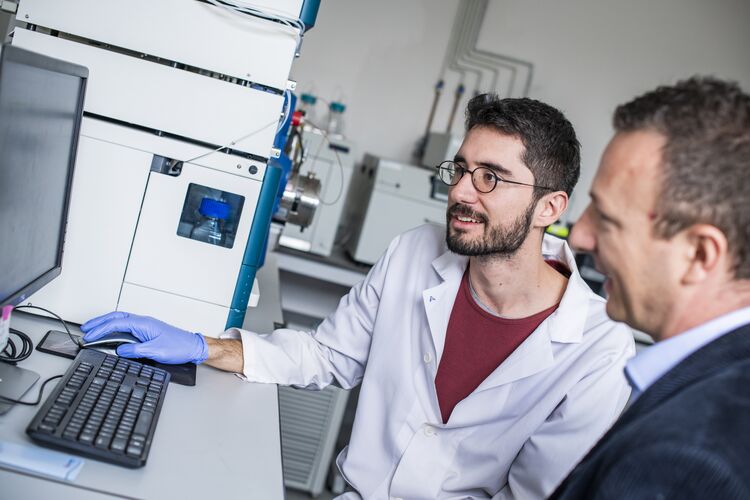 pkBritish's tweet image. We are #CelebratingNewtonFund. For the past 7 years #NewtonFund has made a real difference to the lives of communities around the world, supporting research and innovation for a better future. Check out: rebrand.ly/yfi4afw  #ScienceForGood #CelebratingNewton #HE