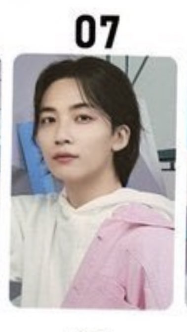 세븐틴 캐럿랜드 캐랜 트레카 교환 구해요

저 : 디에잇 에스쿱스
캐럿 : 원우

3번째 사진 4번째 사진도 교환 구해용