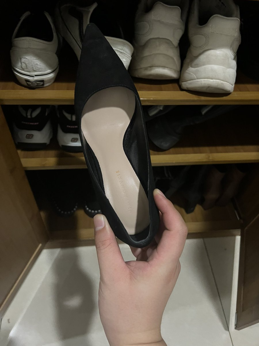 日常扫楼 更新更新一下。

#打胶 #扫楼 #射鞋 #掃樓 #打膠 #原味鞋  #扫楼打胶 #恋物  #烟筒靴 #高跟凉鞋 #高跟鞋  #扫楼   #原味 #跟蹤 #平底鞋 #cumflats #丝袜 #高跟鞋  #足交 #恋物 #丝袜脚 #细高跟