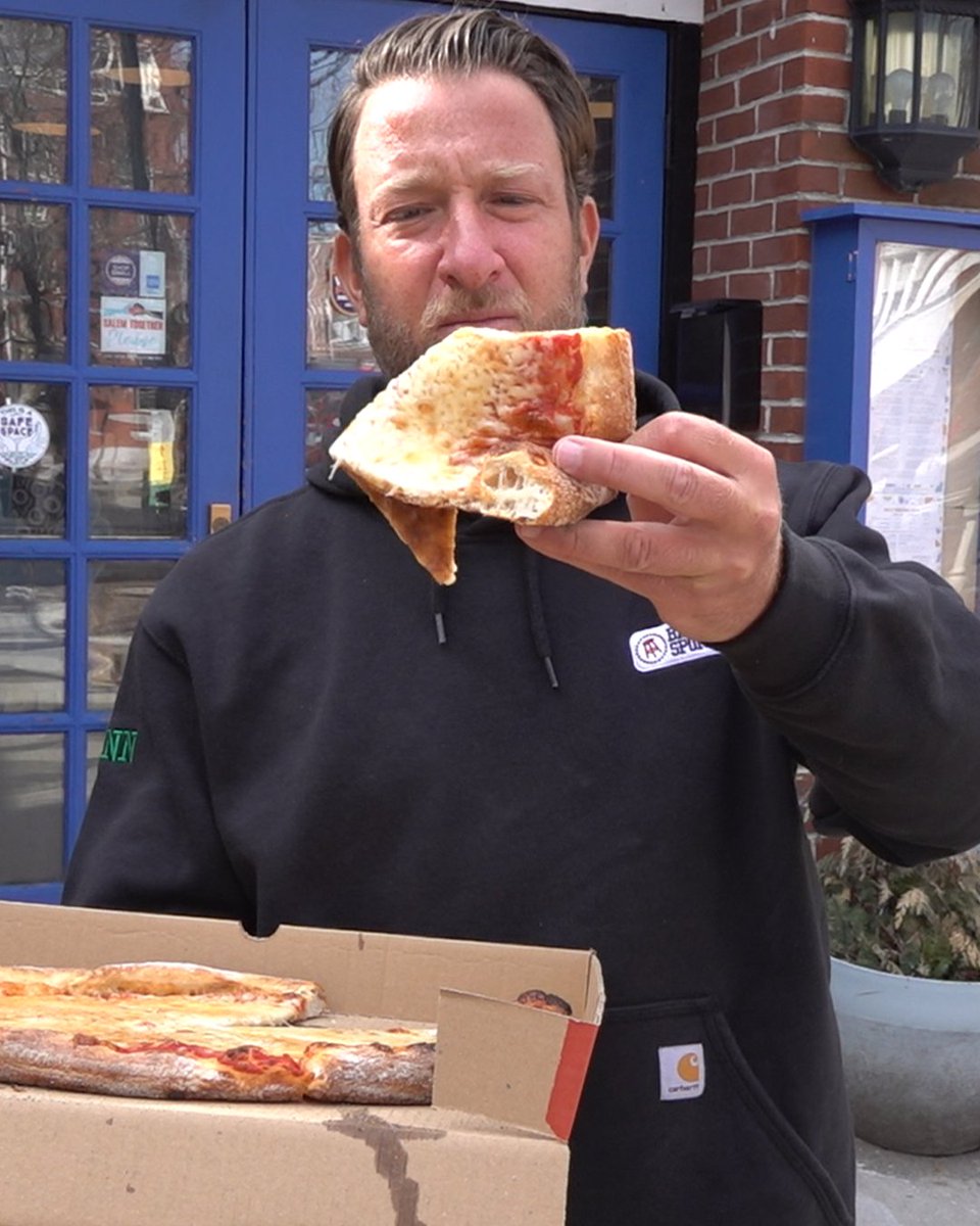 Barstool Sports on Twitter "Barstool Pizza Review Flying Saucer