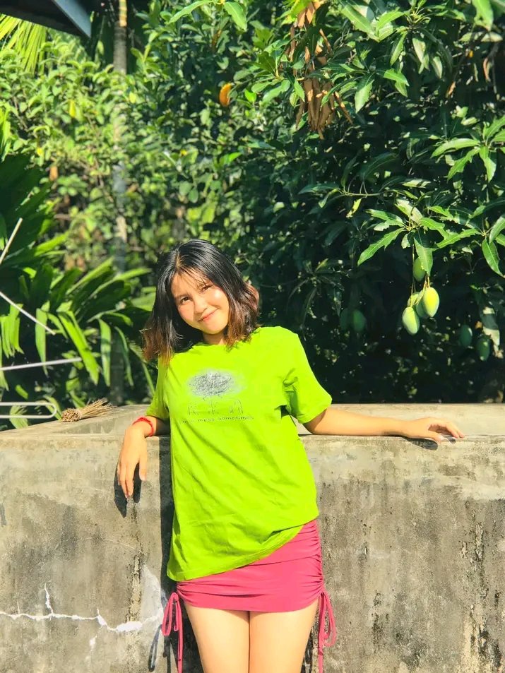 Merry15619570's tweet photo. 2022 ကတည်းကပါ 😘😘 https://t.co/k9Yhsh1tpq