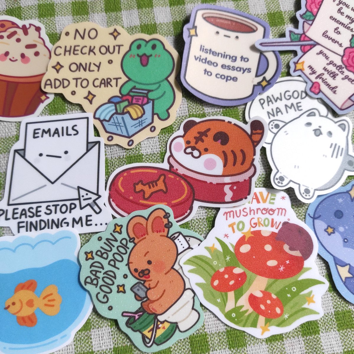 some stuff i'll be bringing to Sticky Expo tomorrow! see you! 👽💖 