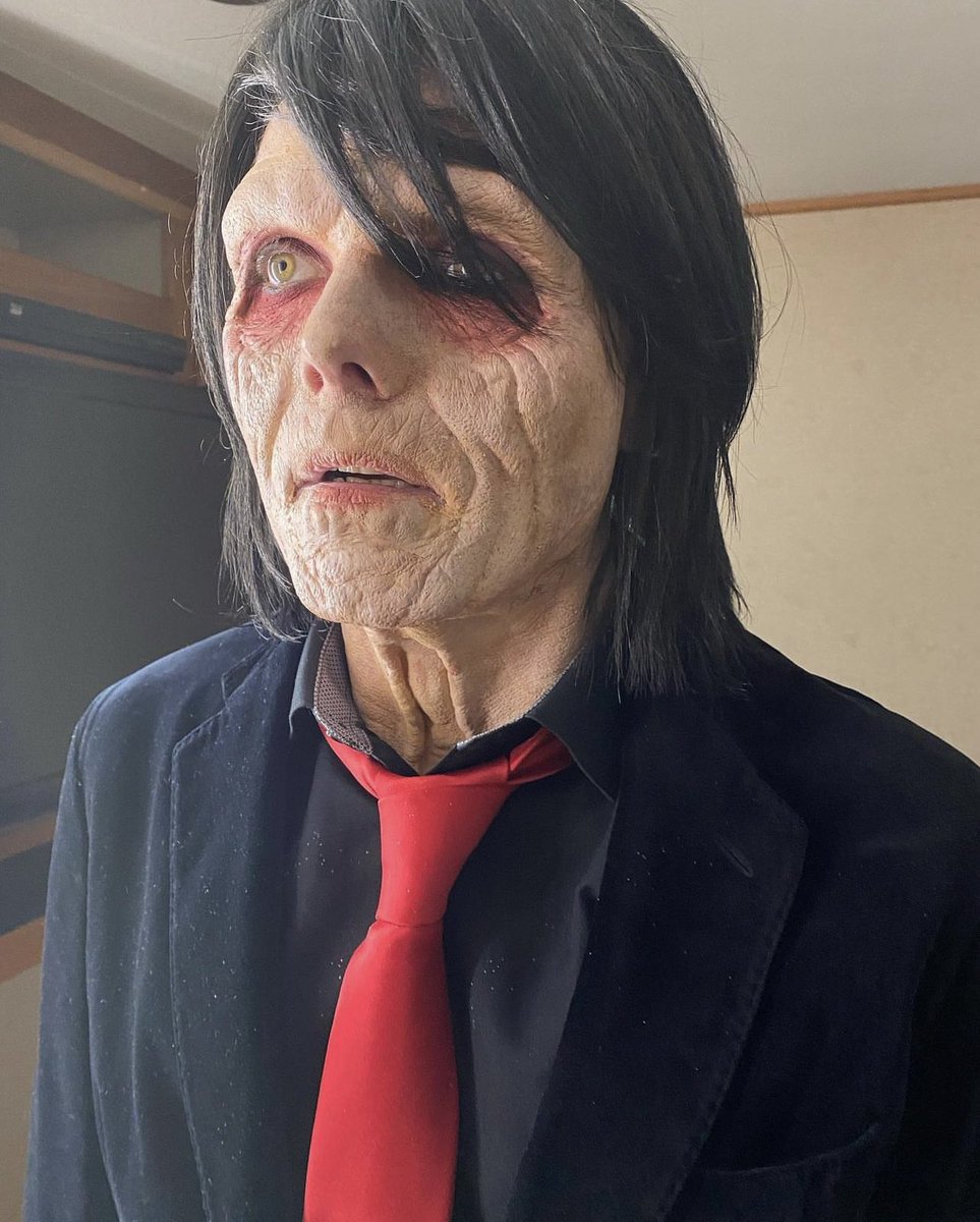 achemicalmess's tweet image. Old man
#MCRWWWY2 October 23rd