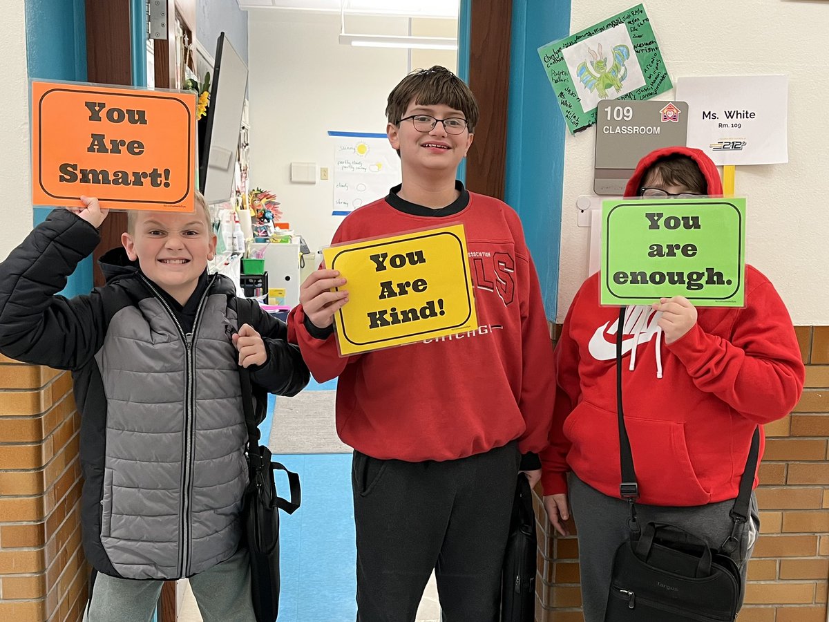 PrincipalHutton's tweet image. It was 309 day of Kindness today! We are proud of our school and community. #Iam309 #ZephyrPride