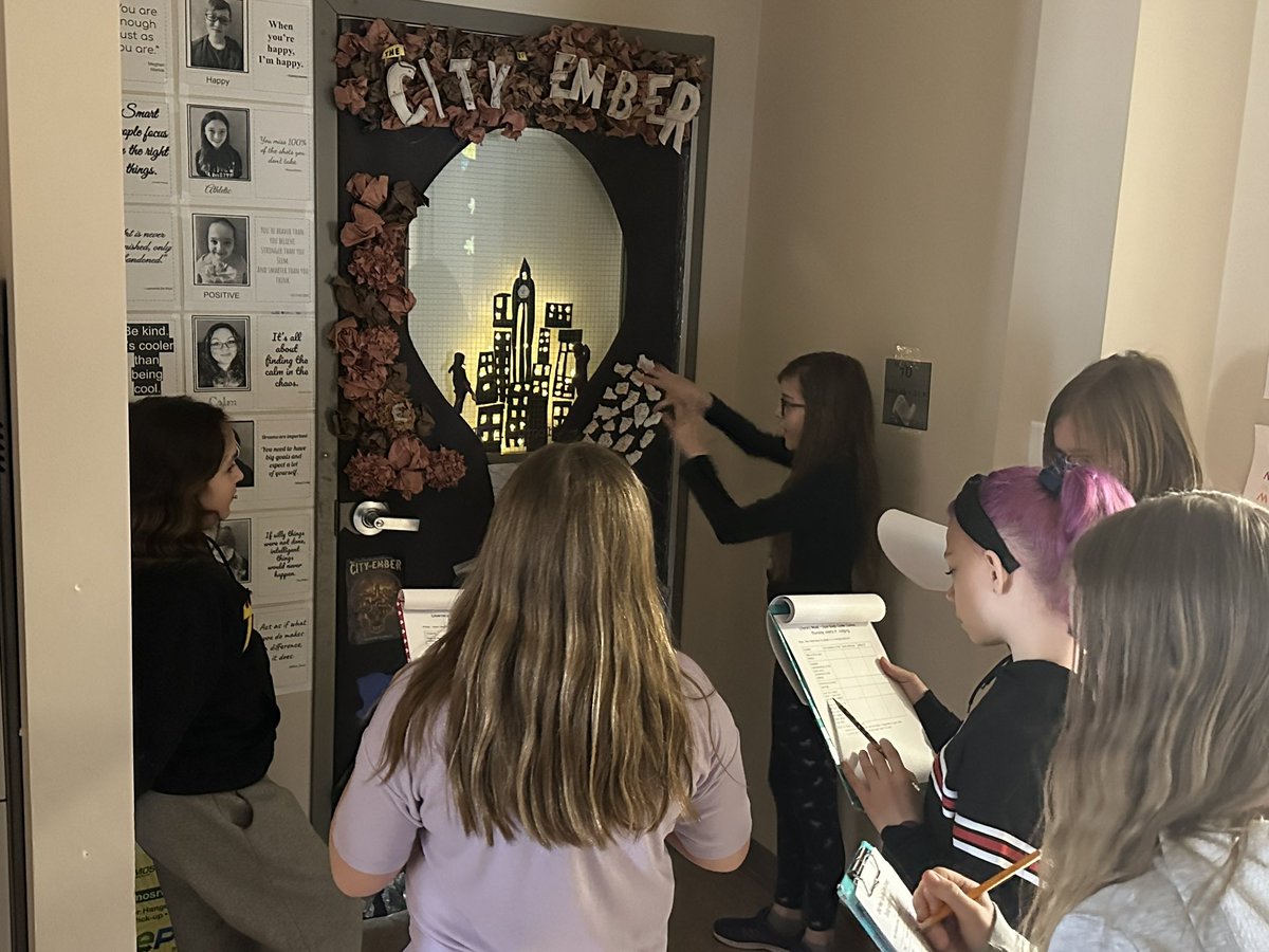 What an AMAZING collaborative art piece #6N created for our #literacyweek door decorating contest! Almost every single student in our class had a hand in putting this together, &amp; it was a fun way to celebrate one of our favourite books we’ve read so far this year! <a href="/IRIC_WC/">IRIC</a>