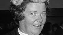 Happy #InternationalDayofWomenJudges Judge Mella Carroll forged a path for women in Irish law: she was the first female chair of the Bar Council of Ireland & the first female High Court judge. Her rulings are regularly cited in judicial reviews. dib.ie/biography/carr… #DIBLives