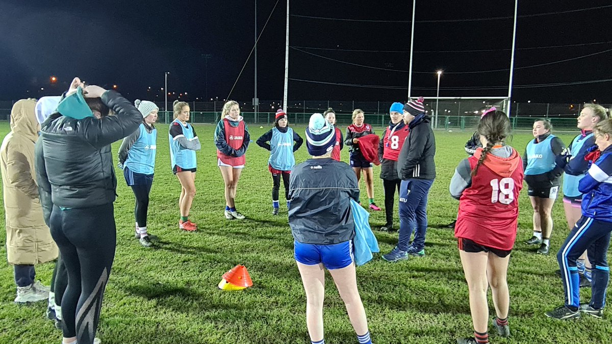 ATU_SligoGAA's tweet photo. Good luck❗️ our @atusligo_ie @LadiesFootball team in today's @LadiesHEC #moynihancup Final v @DkITGAA in @ConnachtGAA Centre of Excellence🤞🏐🏆.
Throw in 6pm in Air Dome. Note change in time. Please support the ladies 👏🏾👍🏽🟦🟧
@oceanfmsport
@atu_ie
@KnocknareaArena @atussu_ie https://t.co/RLFKB7BcXu