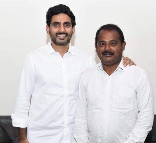 KrishnaveniYCP's tweet image. మంగళగిరి iTDP ఇంచార్జ్. #abdul_kareem  గంజాయి తరలిస్తు #APCID వారికీ పట్టుబడడం జరిగింది.