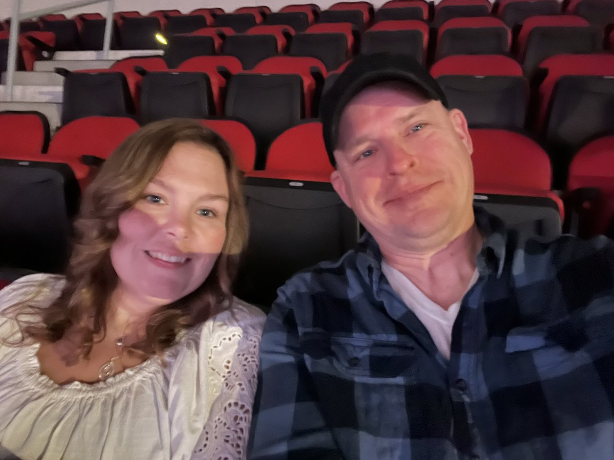 ASkiJD2B's tweet image. Thank you, @vettix.  #bslouisville