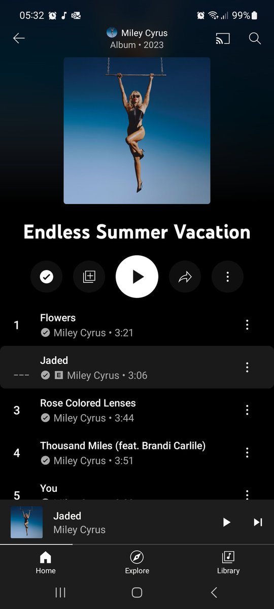 ponytailbanditx's tweet image. 4.30am I get up for work to drive trucks and it was so easy this morning knowing I have a masterpiece to keep me company today😁😍
@MileyCyrus thank youu