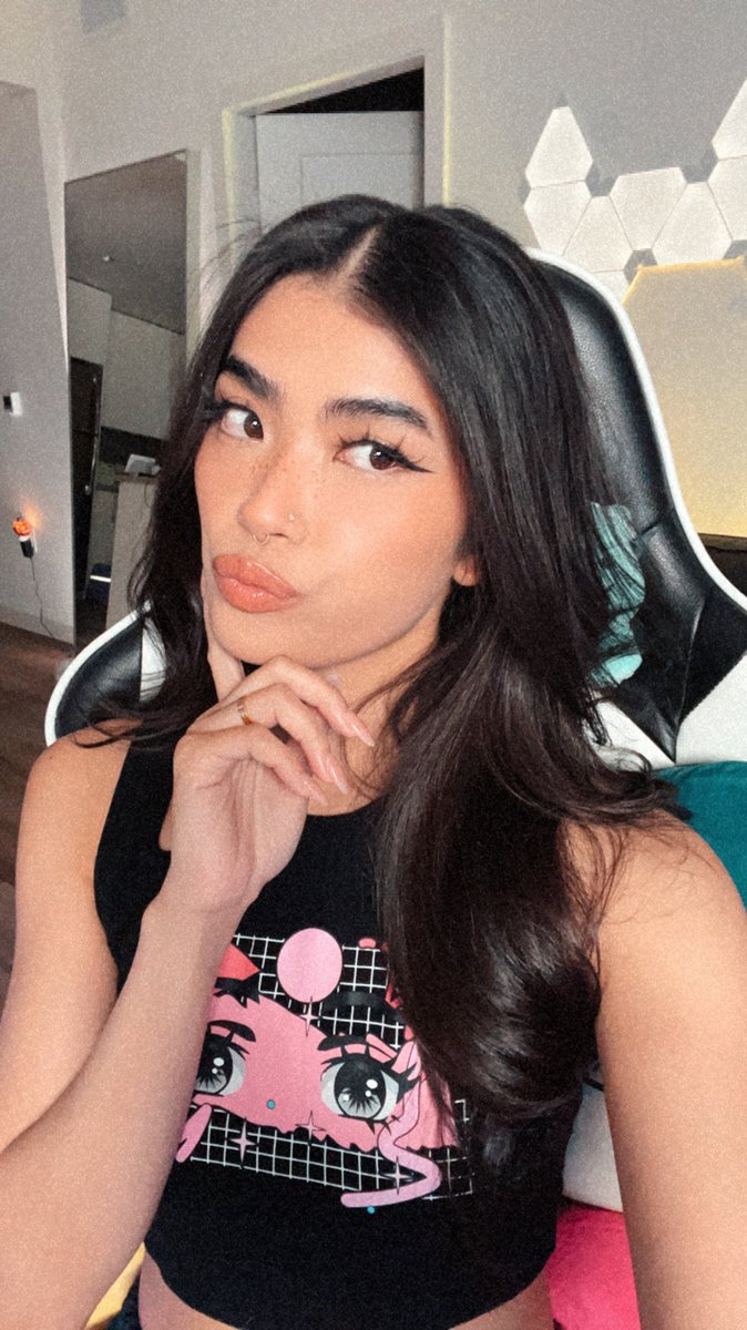 kayceeedilla on Twitter "Alexa play Cupid by Fifty Fifty 💘 Live btwww"