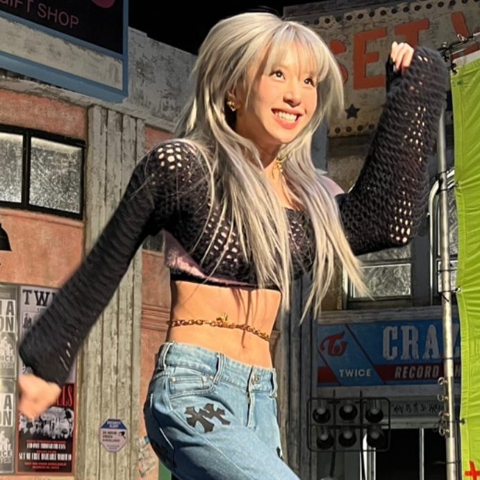 chaeyoung pics tweet media