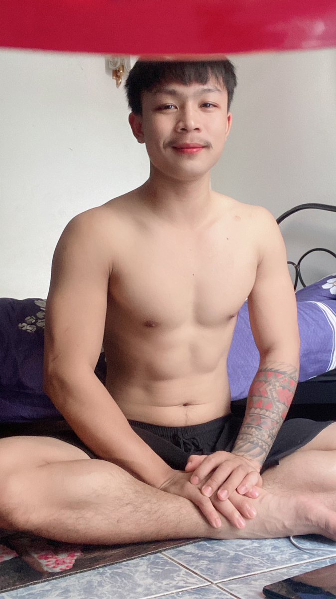 รับนวดเชียงใหม่ครับผมสนใจทัก LINE มาครับ