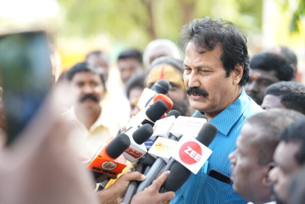 PTITWing's tweet photo. TNPSC - யில் தொடர்ந்து நடைபெறும் முறைகேடுகளுக்கு முடிவு கட்ட, தமிழக அரசுப்பணியாளர் தேர்வு ஆணையத்தை கலைத்துவிட்டு தேர்வு நடத்தும் முழு பொறுப்பையும் அண்ணா பல்கலைக்கழகத்திடம் ஒப்படைக்க வேண்டும்.
டாக்டர் கிருஷ்ணசாமி
@mkstalin @Udhaystalin #Group4ResultInMarch #TNPSC #Group2A #Group2