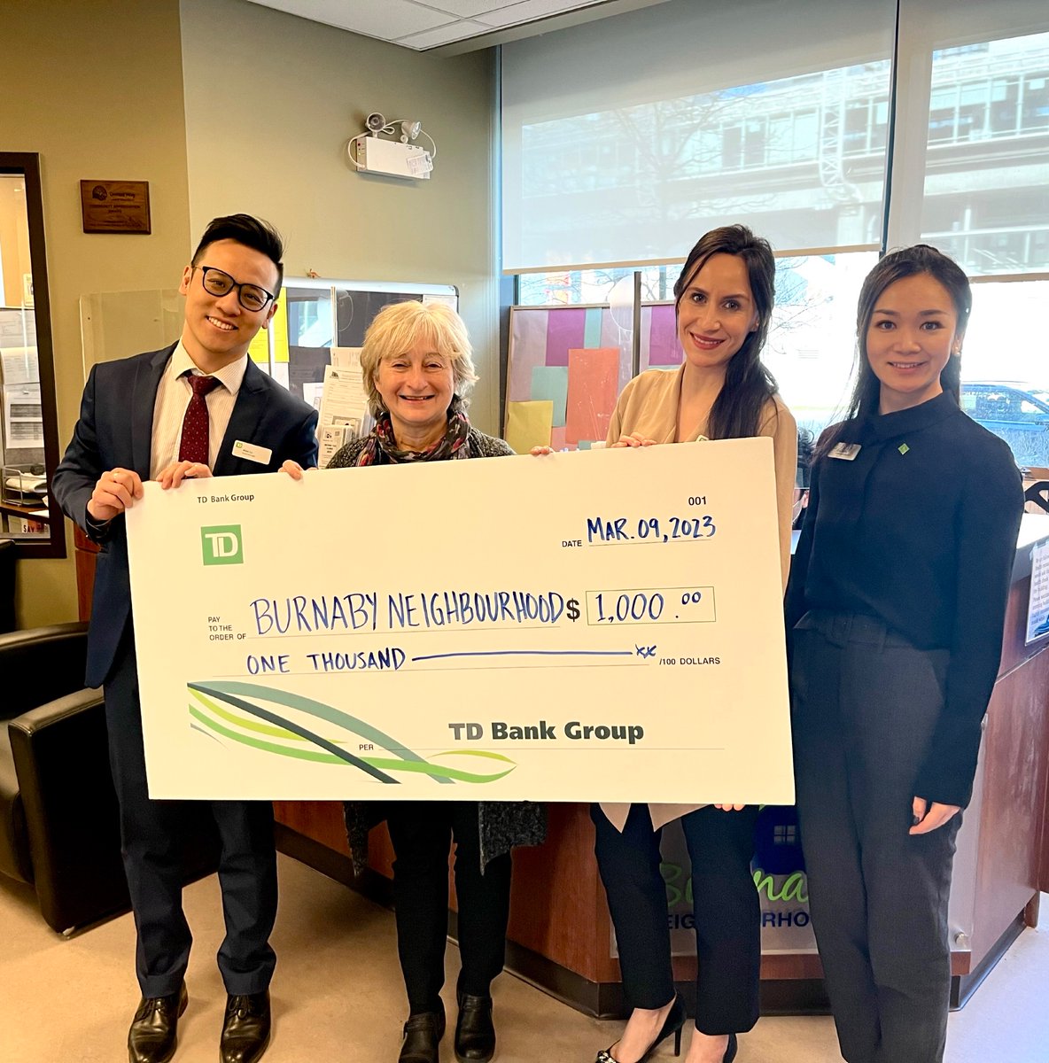 Supporting the communities where we live, serve and play is important to us. Team Station Square proudly made a donation to Burnaby Neighbourhood House so they can continue to develop innovative programs and service that meet the changing needs of our diverse growing community!