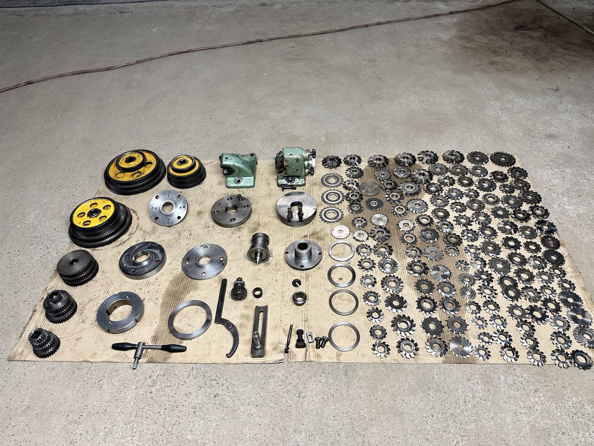 LibertyMetMach's tweet image. Thread &amp;amp; Worm Milling Machine - WMW GFL 1000 

#threadmilling #threadmillmachine #wormmilling #splinehobbing #gearmachining #gearmachinist #gearmachinery #wmw #wmwgermany #madeingermany #germanengineering #engineering #manufacturing #machinetools #machinery #machinist #machinists